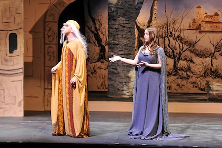 Emily Ludwig Emily Ludwig